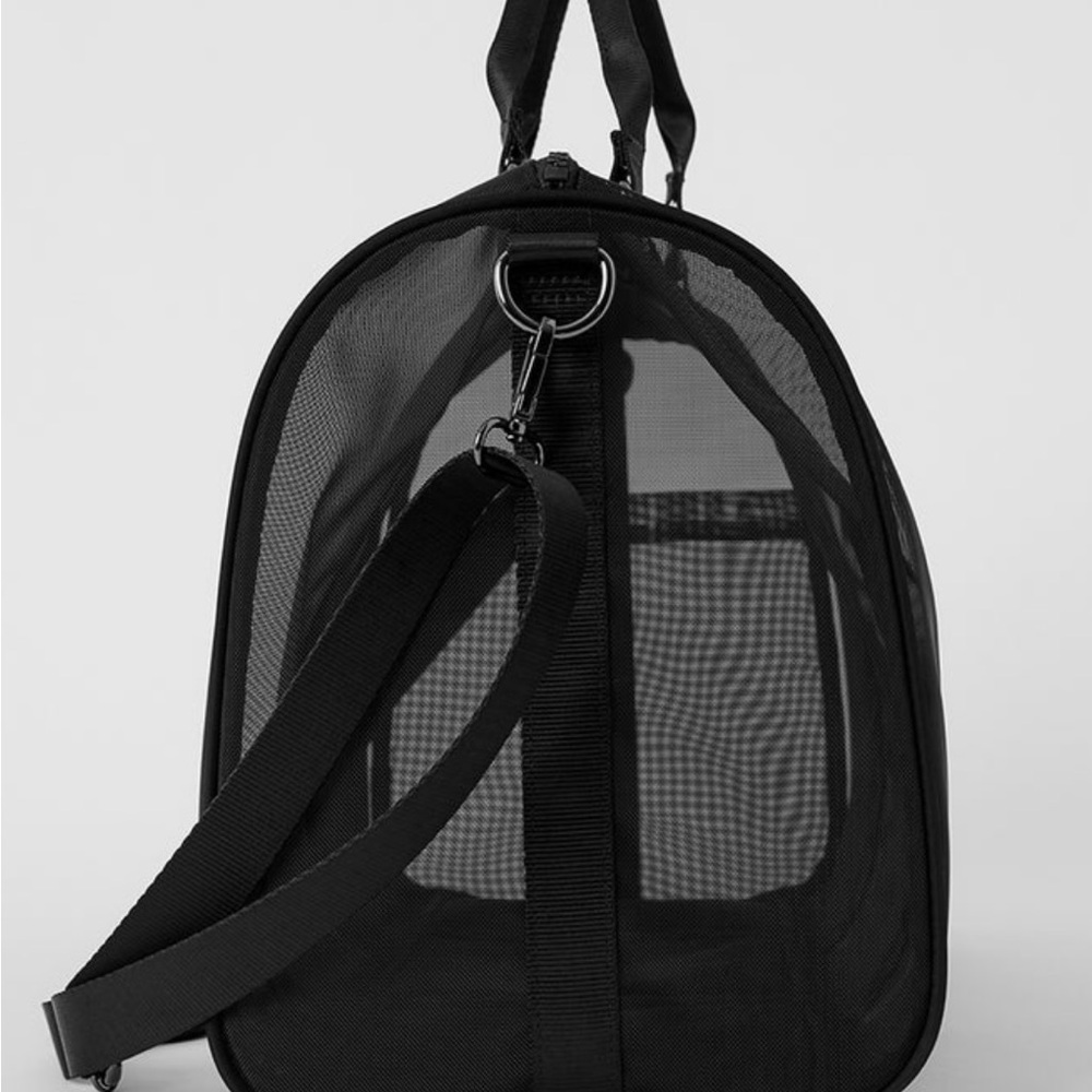 NWT ALO YOGA Sheer Duffle Bag Col:black  $228 - Picture 4 of 9